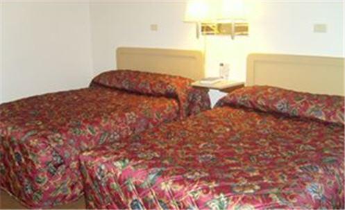 Vista Heights Inn Henrietta Quarto foto